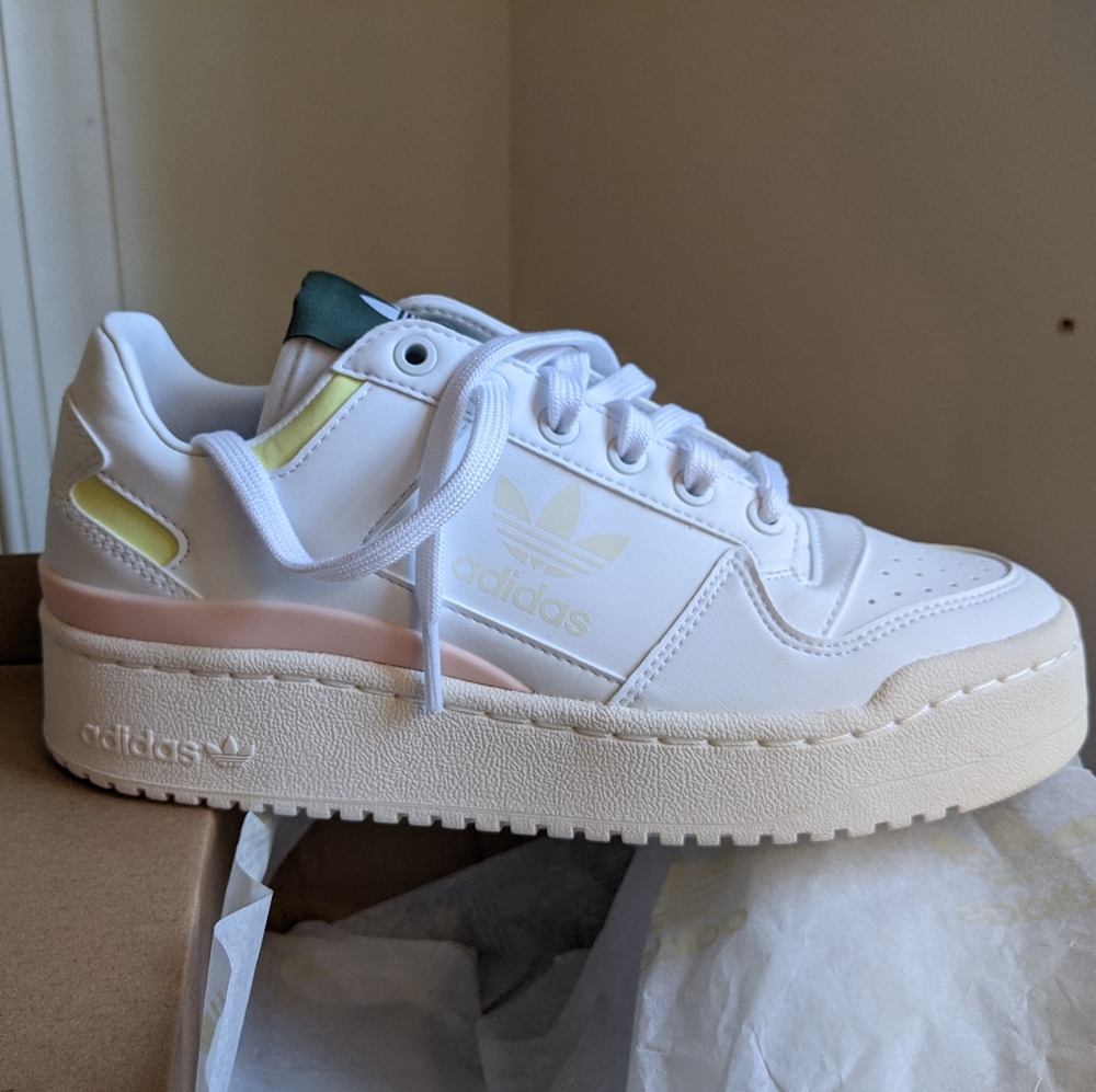 Adidas Forum Bold Platform Sneaker US 6.5